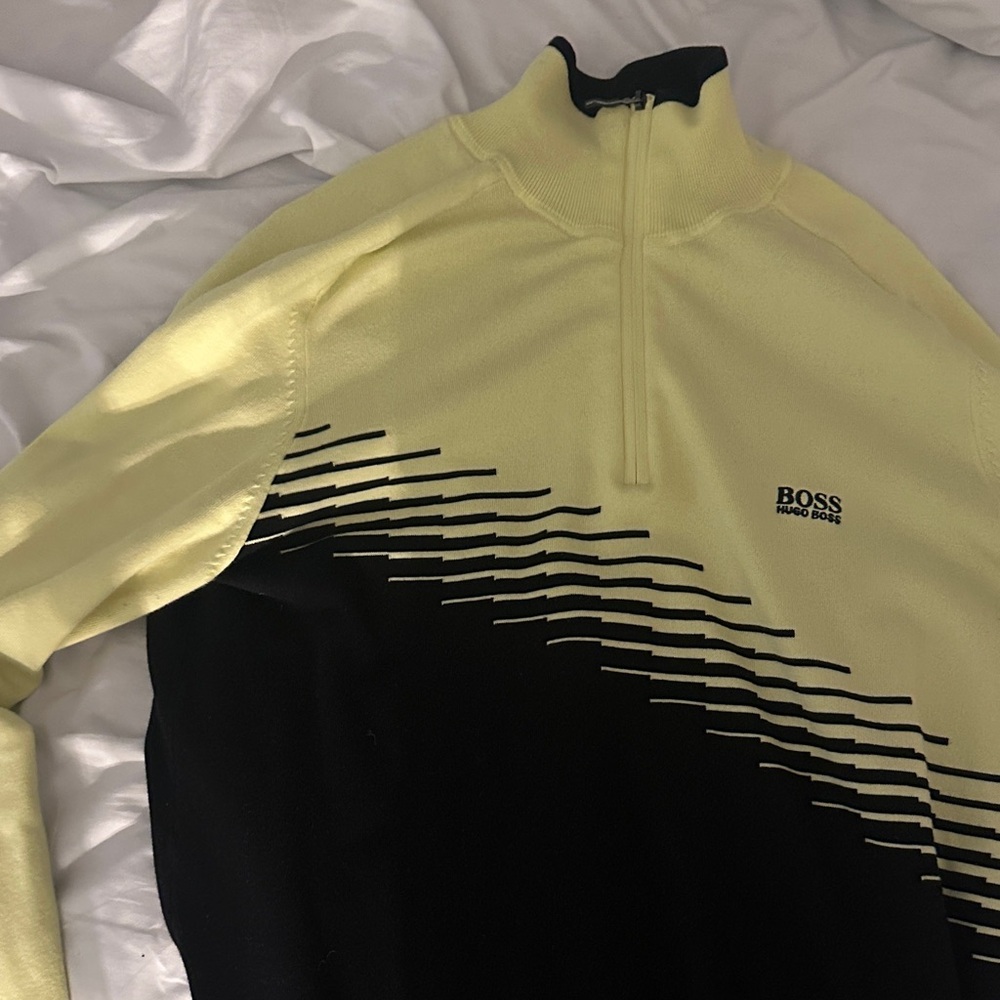 Hugo Boss Yellow and Black Zip Up Sweater